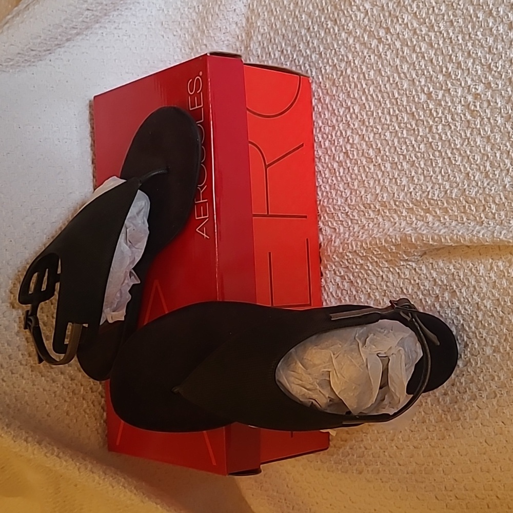 Sandals - Picture 2 of 2